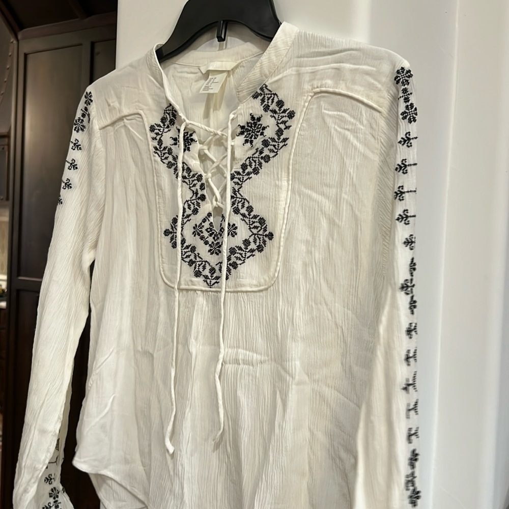 H&M Black and White Long Sleeve Top Size US 8